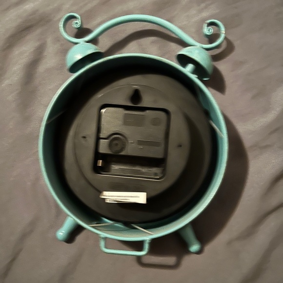 Clock - Picture 2 of 2